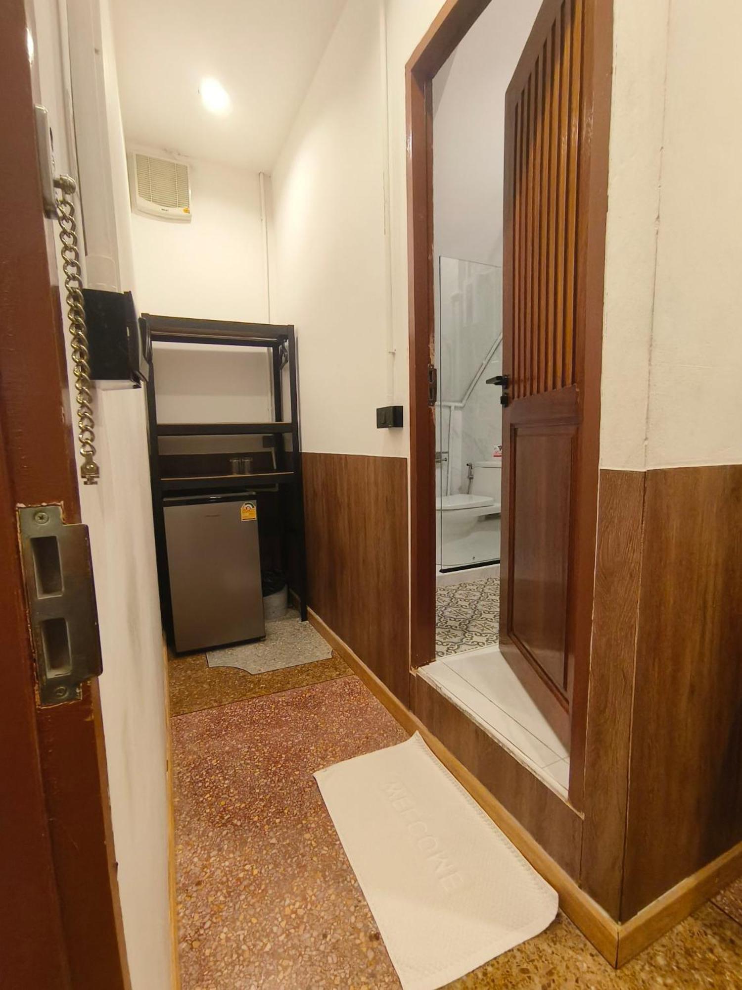Отель Penthouse Lamoon Бангкок Экстерьер фото